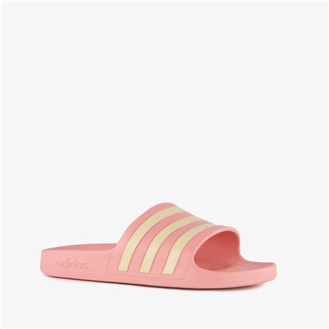 Roze adidas Badslippers voor dames online kopen 